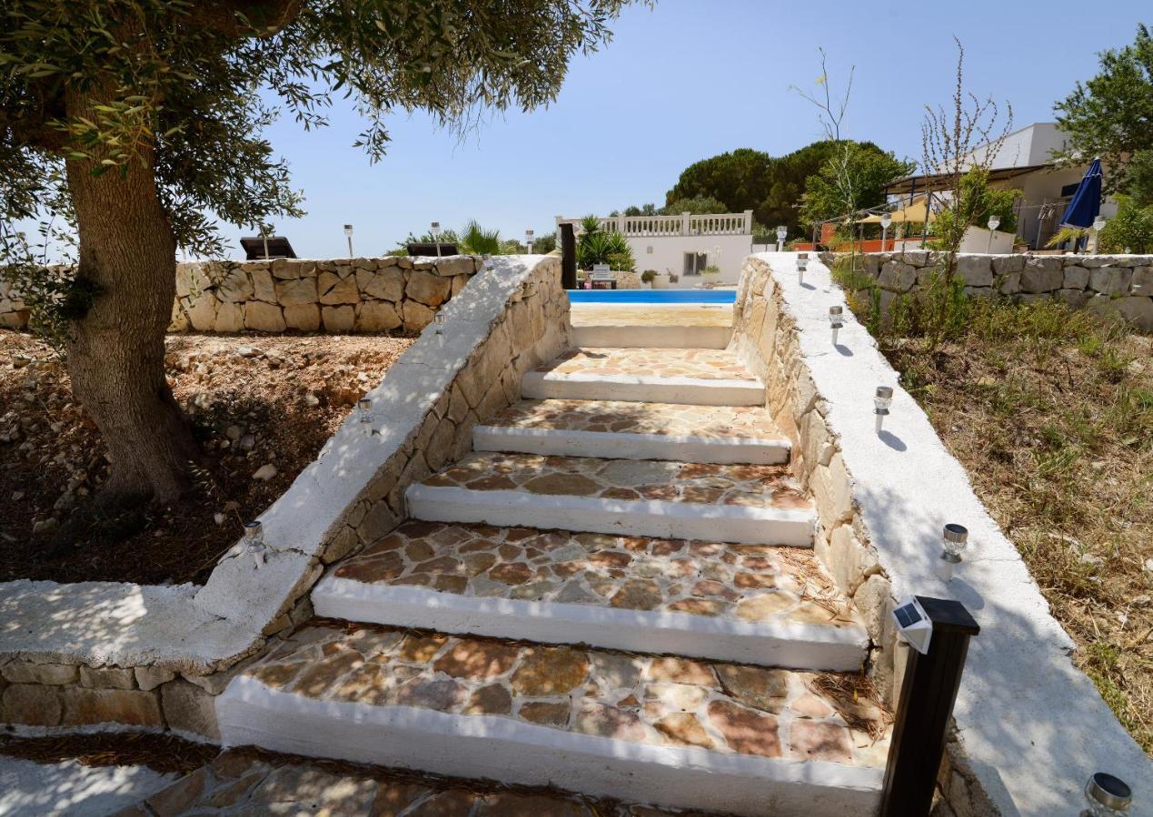 Отель Trullo Vista Остуни Экстерьер фото